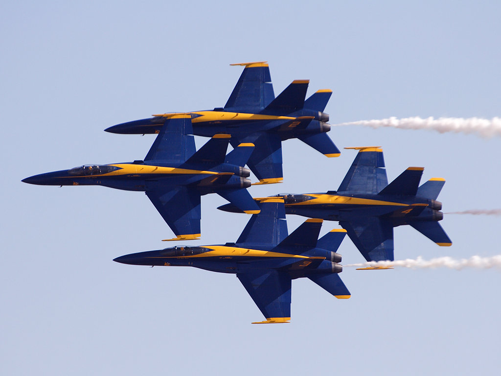 Blue-Angles-Formation